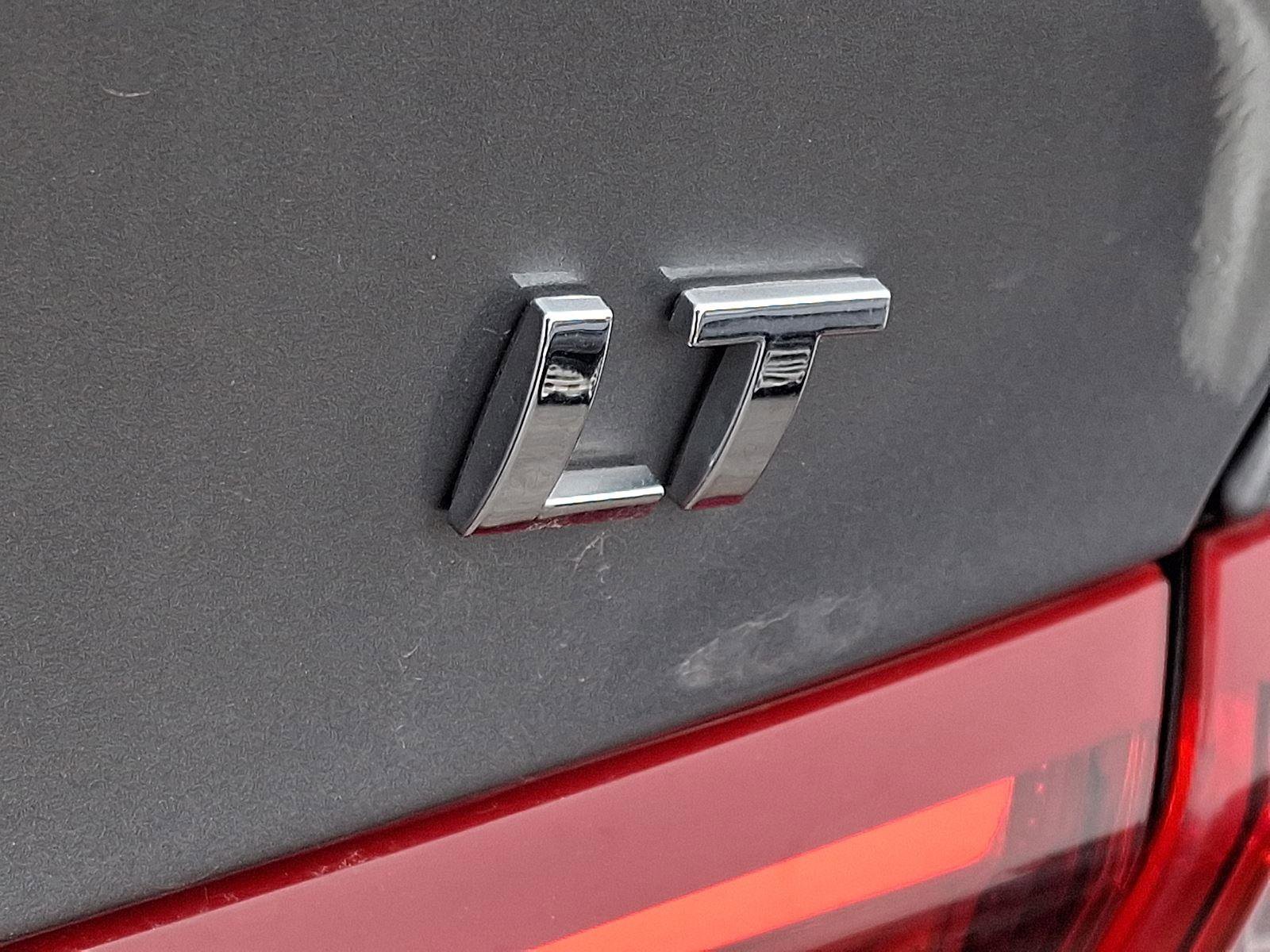 Used 2024 Chevrolet Malibu LT FWD image 30