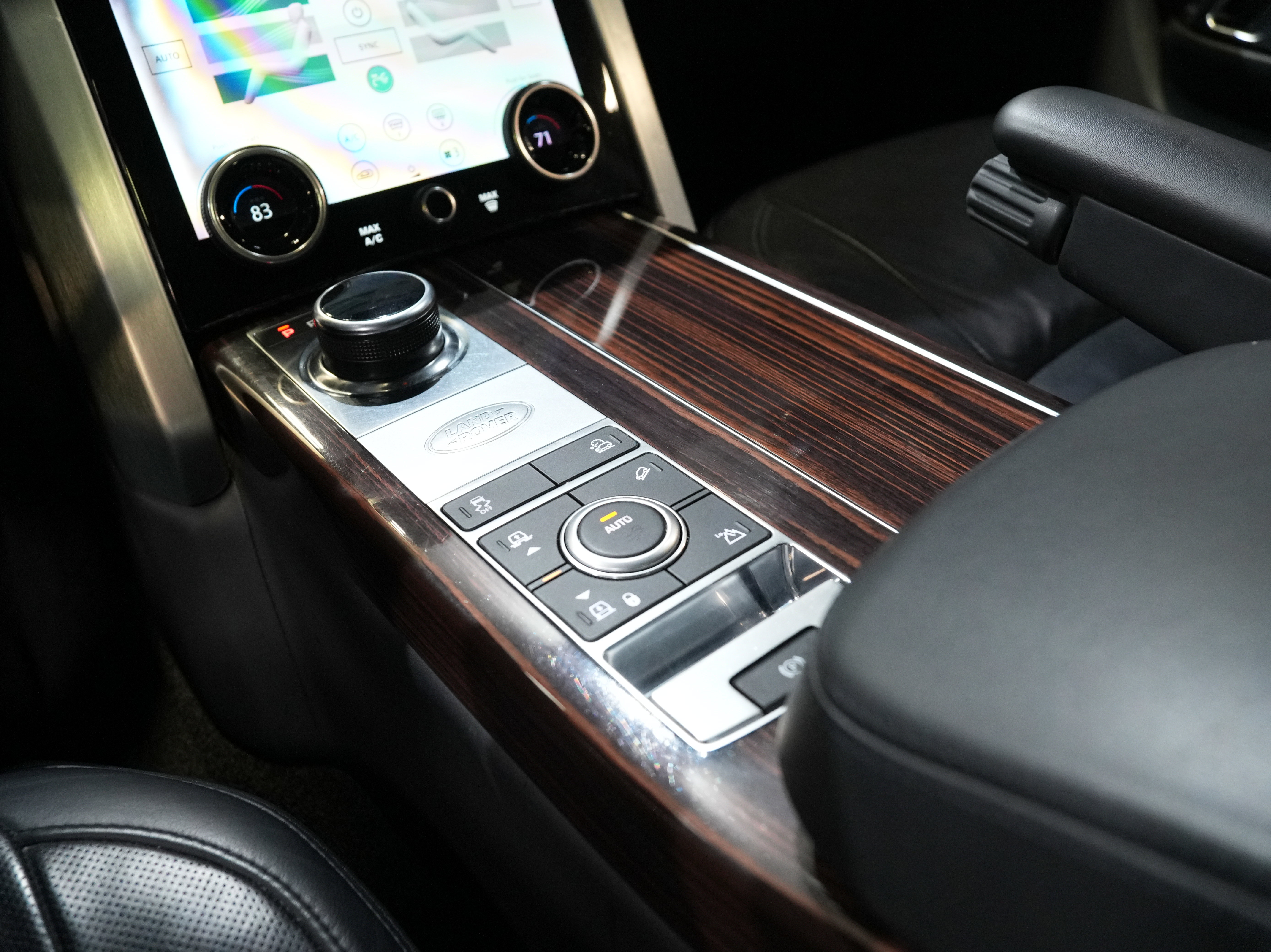 Used 2018 Land Rover Range Rover Long Wheelbase Autobiography image 46