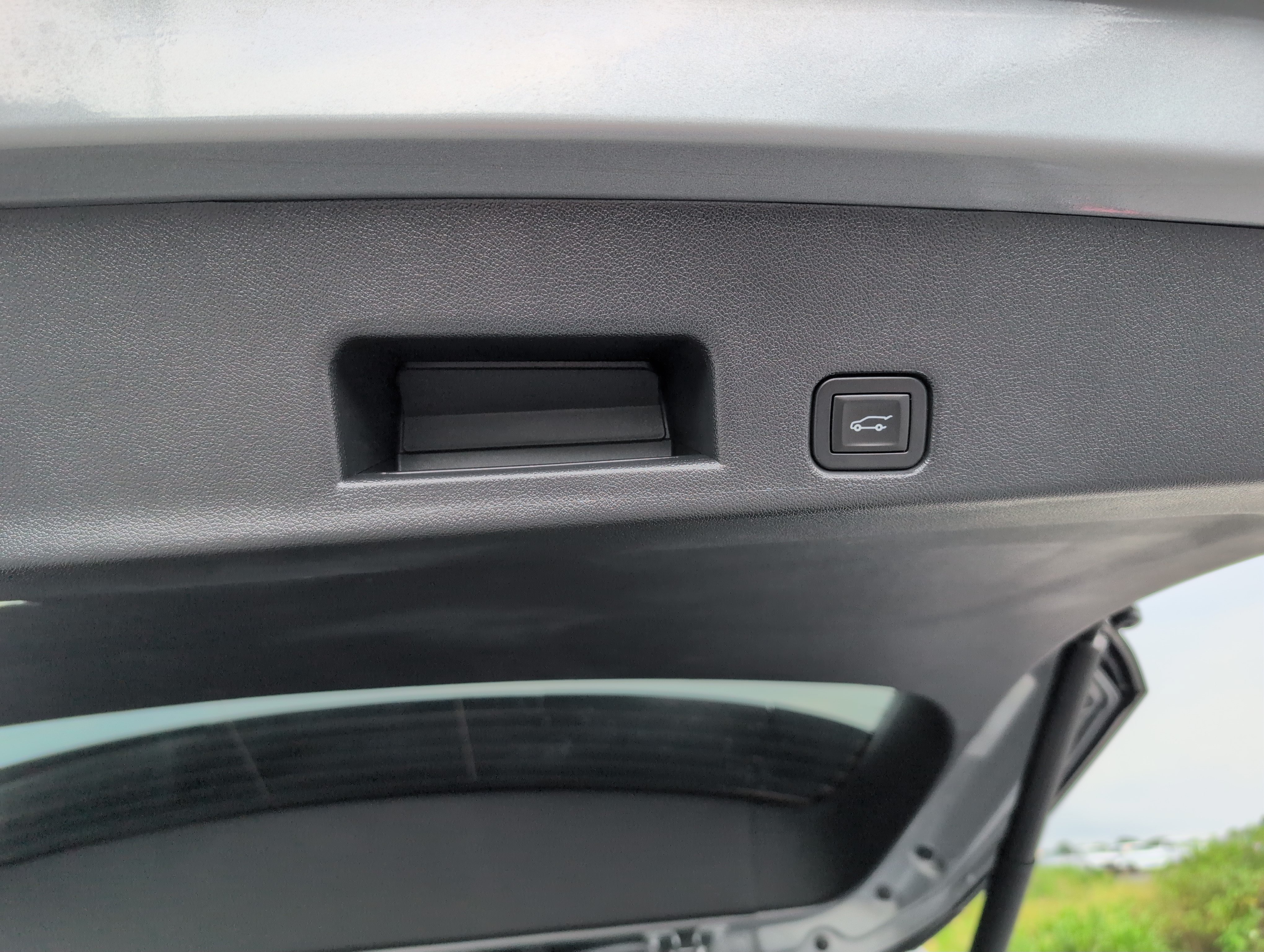 Used 2025 Buick Enclave Preferred FWD image 7