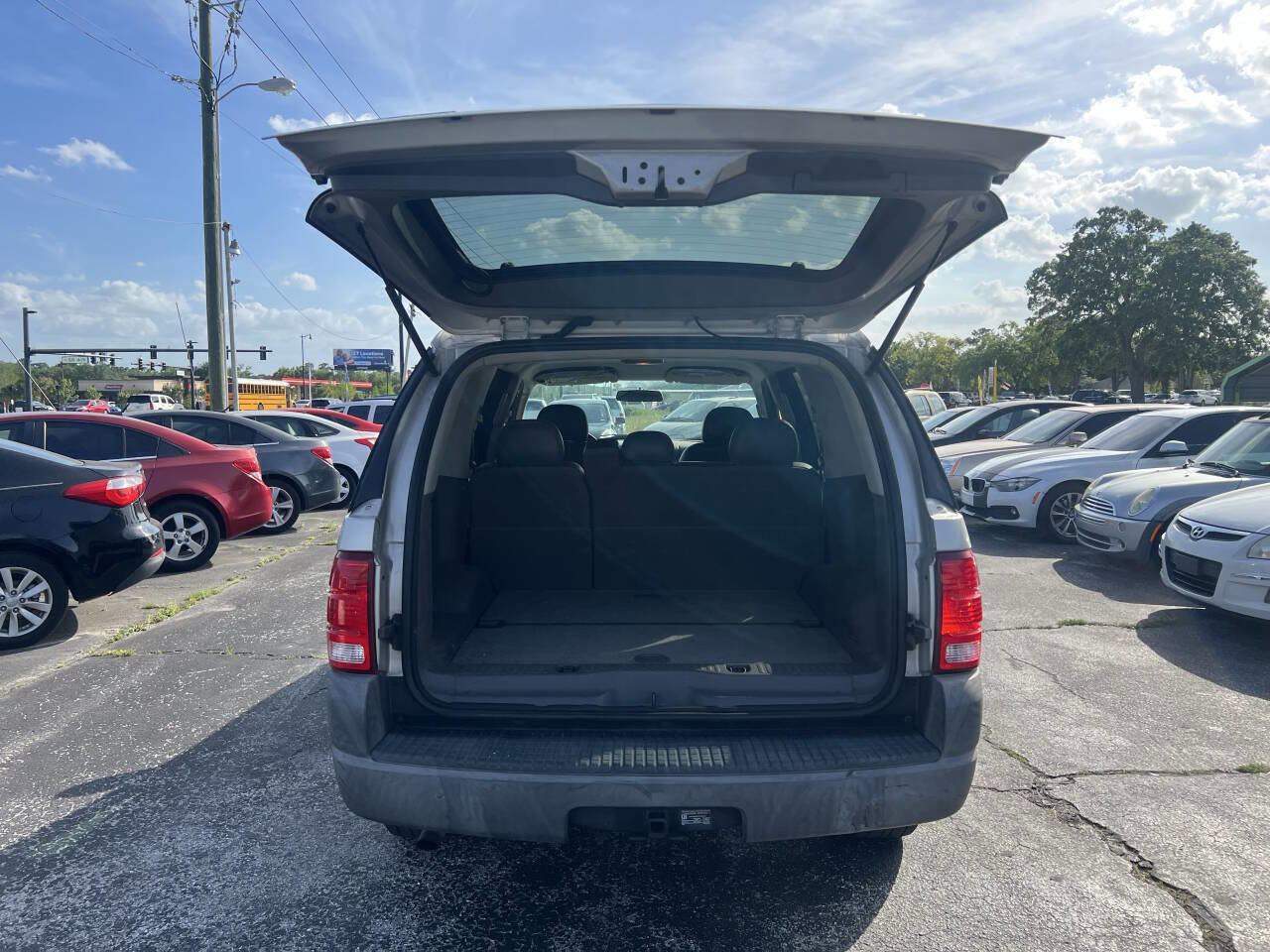 Used 2004 Ford Explorer Sport XLS image 11