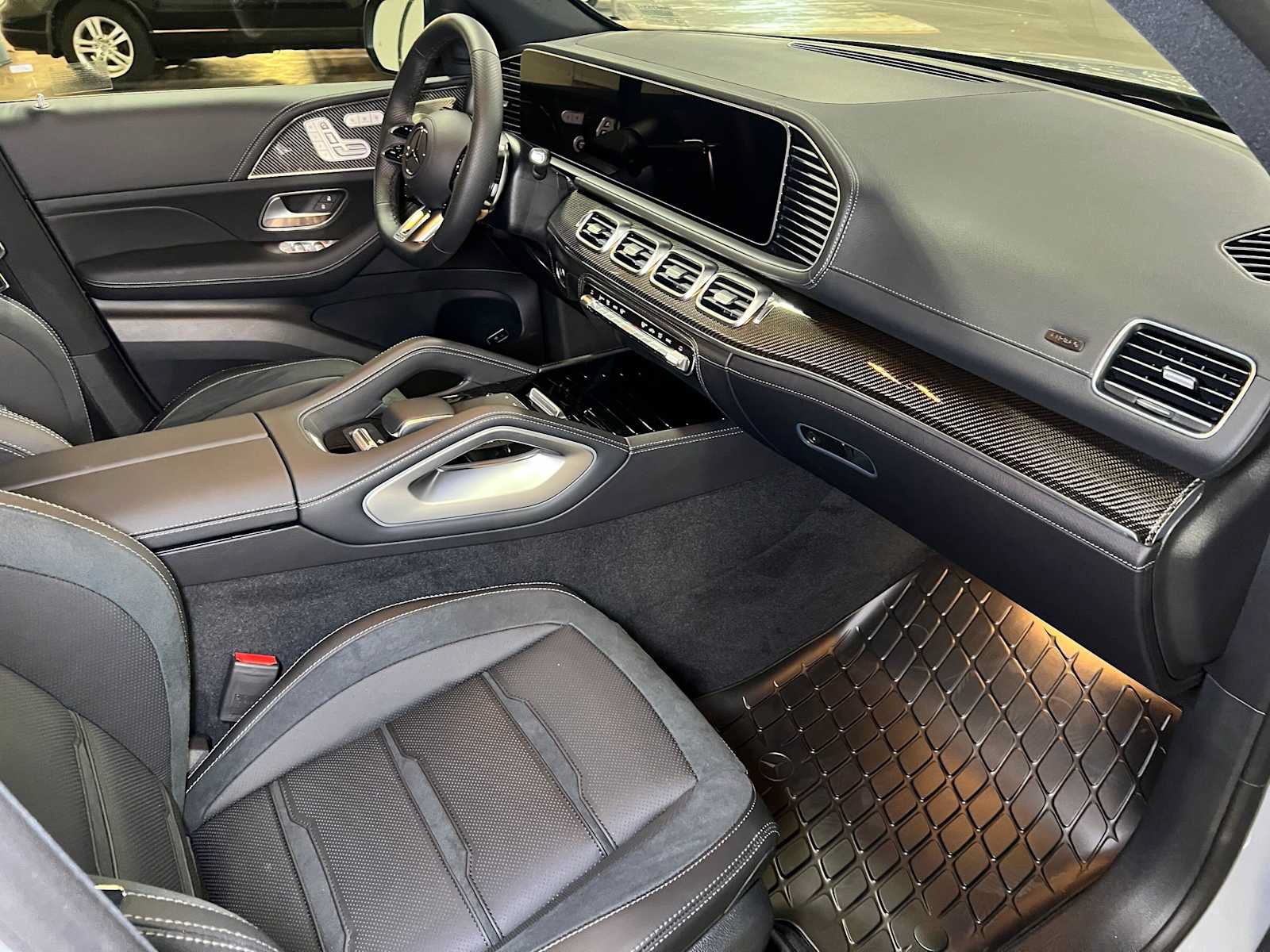 New 2026 Mercedes-Benz GLE 53 AMG 4MATIC image 11