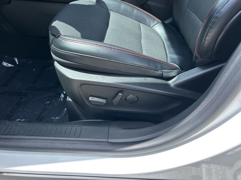 Used 2023 Ford Escape ST-Line w/ Tech Pack #1 AWD/4WD image 16
