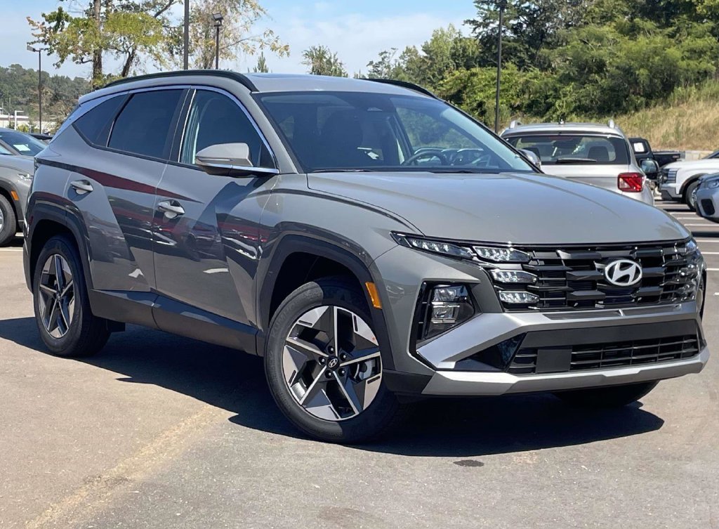 New 2026 Hyundai Tucson SEL FWD image 1