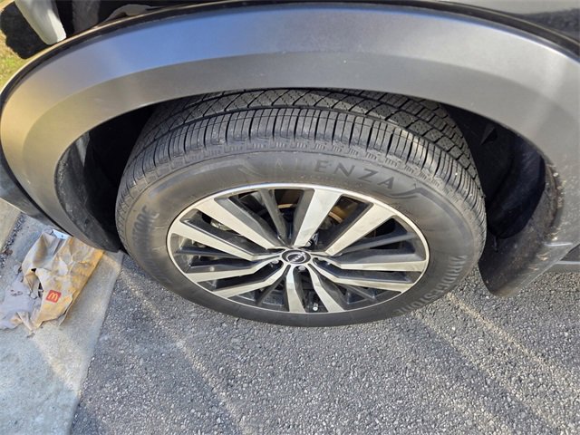 Used 2025 Nissan Pathfinder Platinum image 4