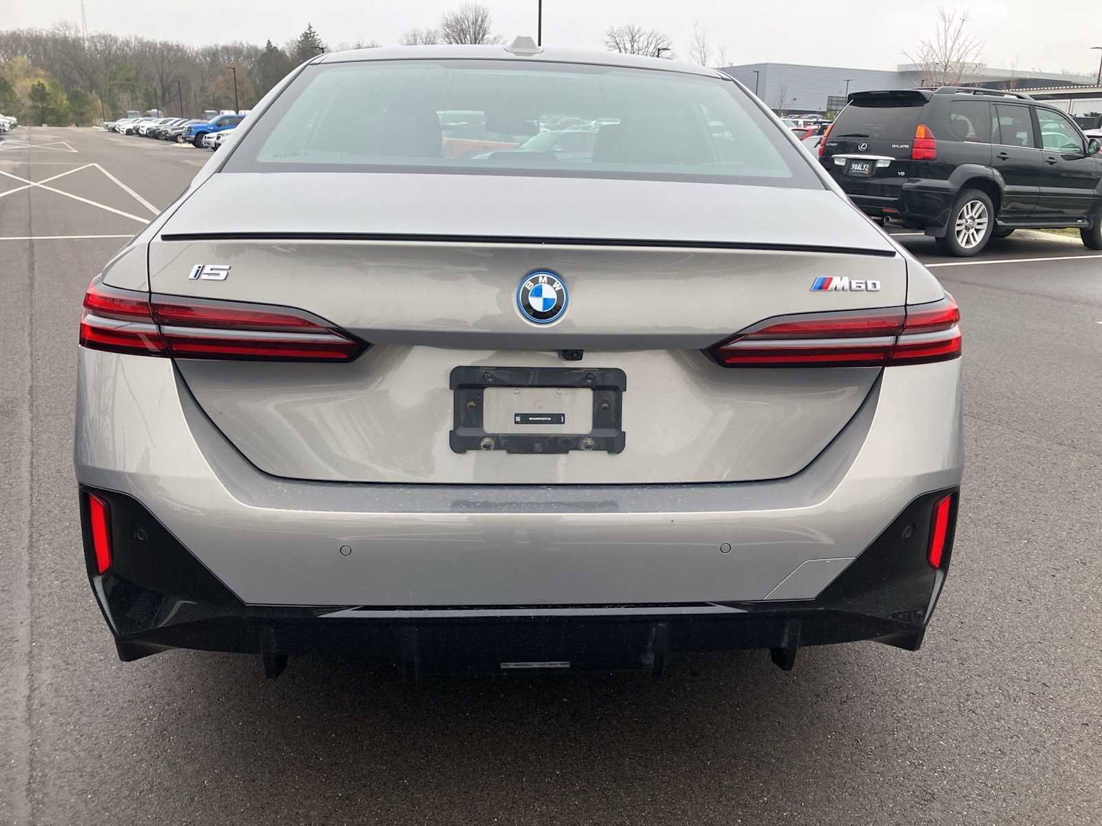 Certified 2024 BMW i5 M60 w/ Premium Package image 8