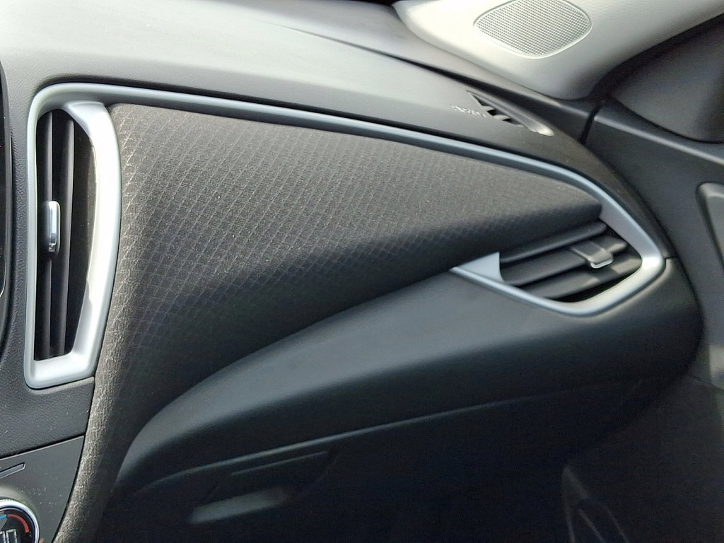 Used 2024 Chevrolet Malibu LT FWD image 31