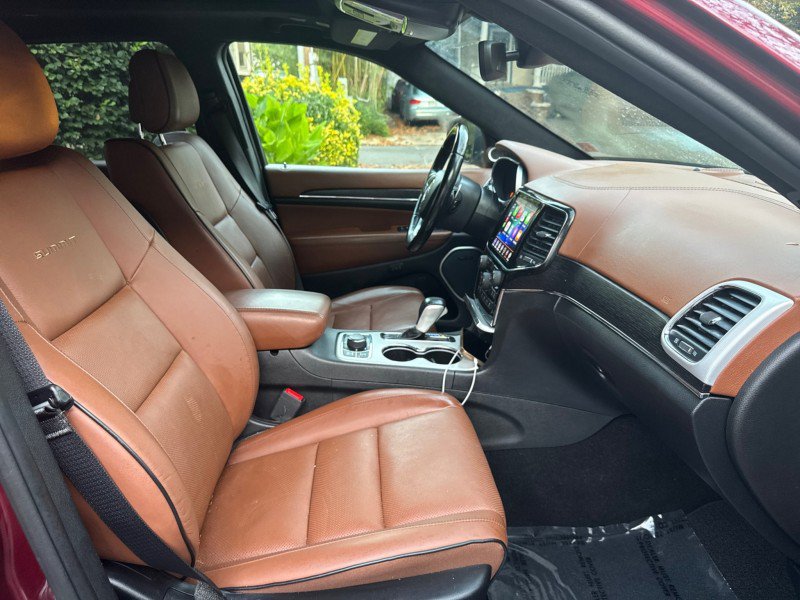Used 2021 Jeep Grand Cherokee Summit AWD/4WD image 27