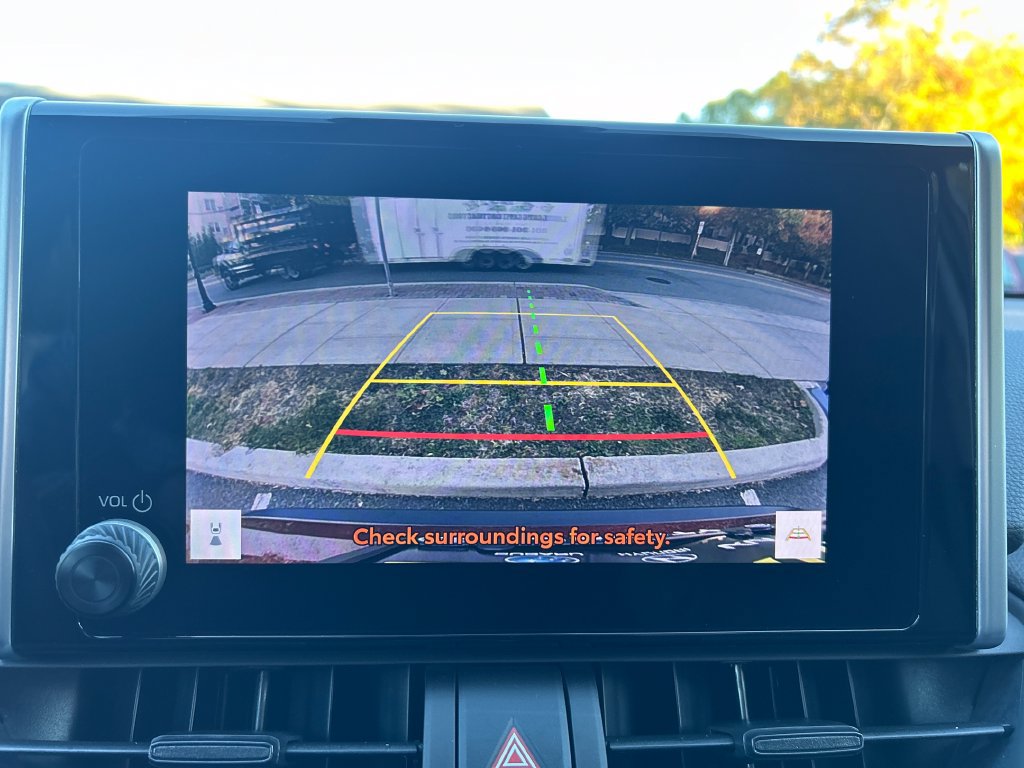 Used 2023 Toyota RAV4 LE AWD/4WD image 20