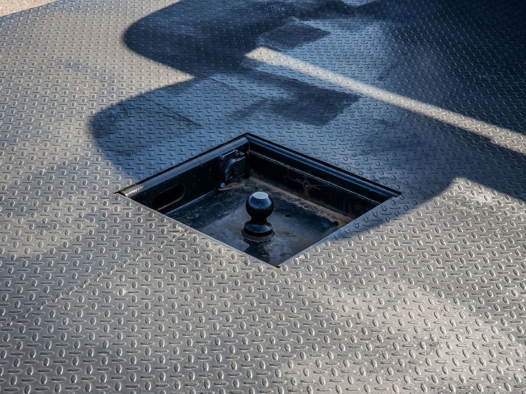 Used 2017 RAM 3500 Tradesman w/ Power & Remote Entry Group image 16