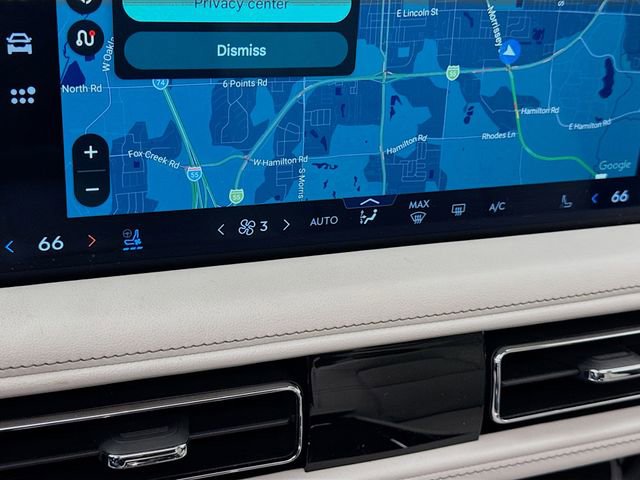 Used 2025 Lincoln Aviator AWD image 16