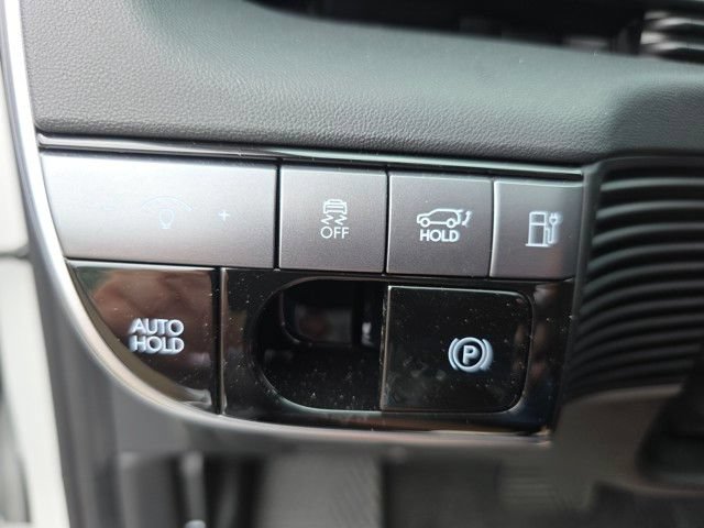 New 2025 Hyundai Ioniq 5 SEL AWD/4WD image 4