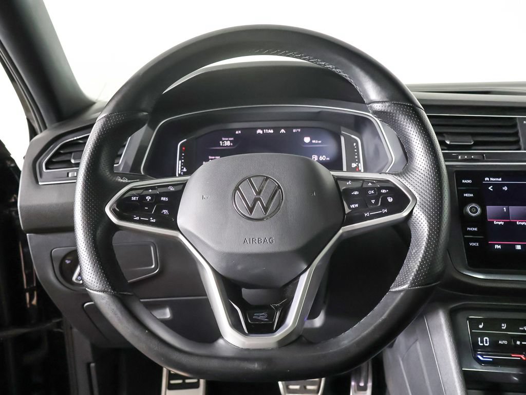 Used 2023 Volkswagen Tiguan SEL R-Line AWD/4WD image 39