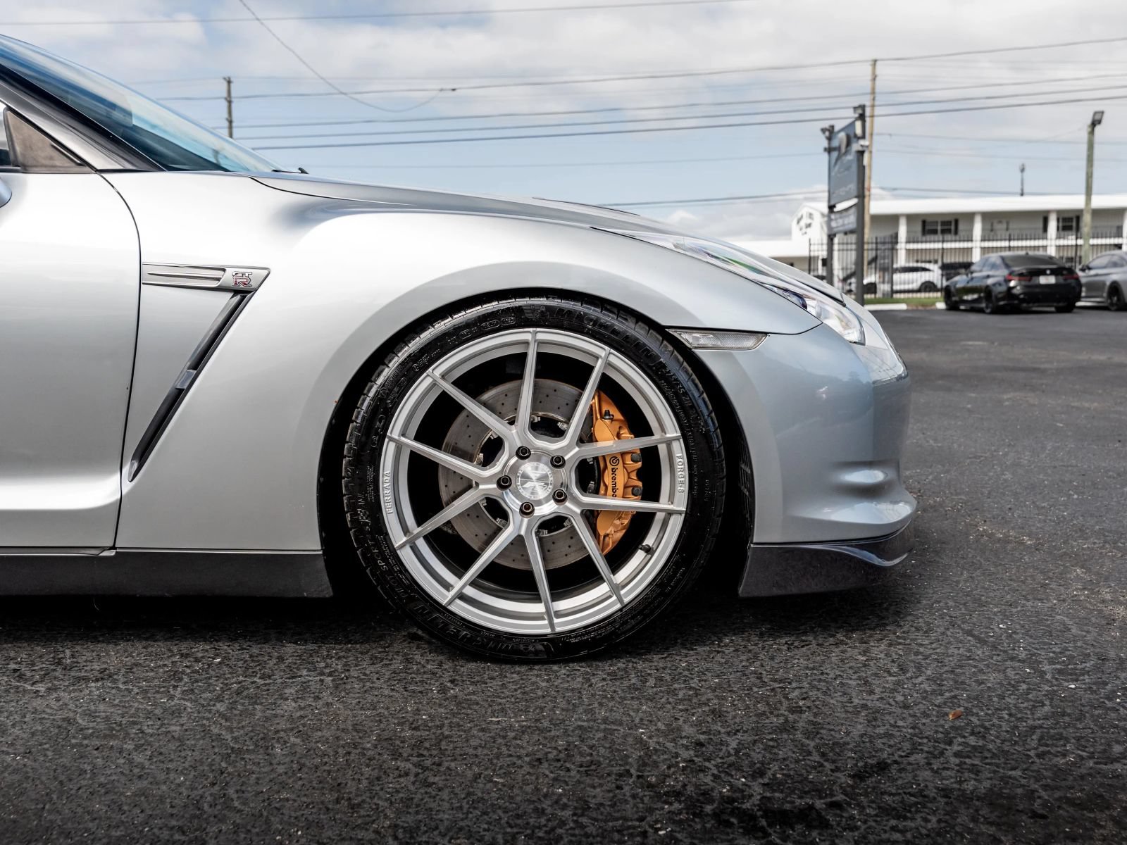 Used 2009 Nissan GT-R Premium AWD/4WD image 12