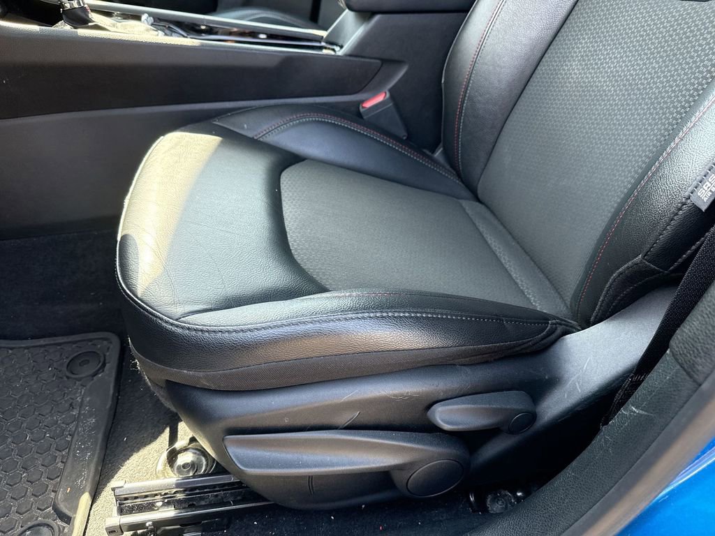 Used 2025 Jeep Compass Trailhawk image 11
