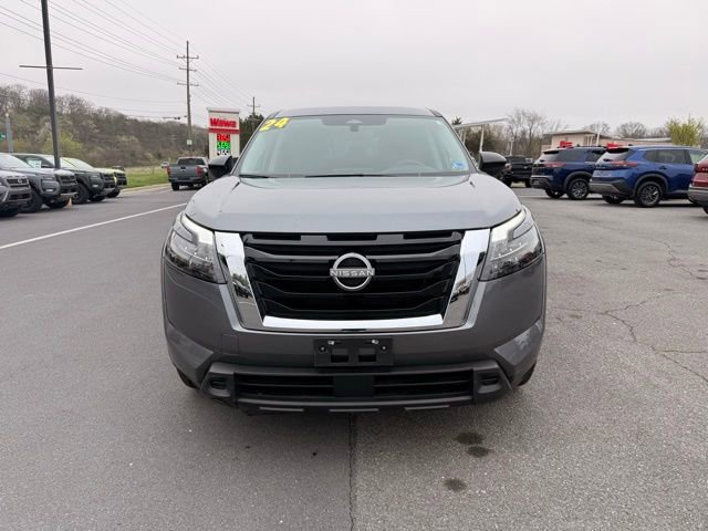 Certified 2024 Nissan Pathfinder S image 3