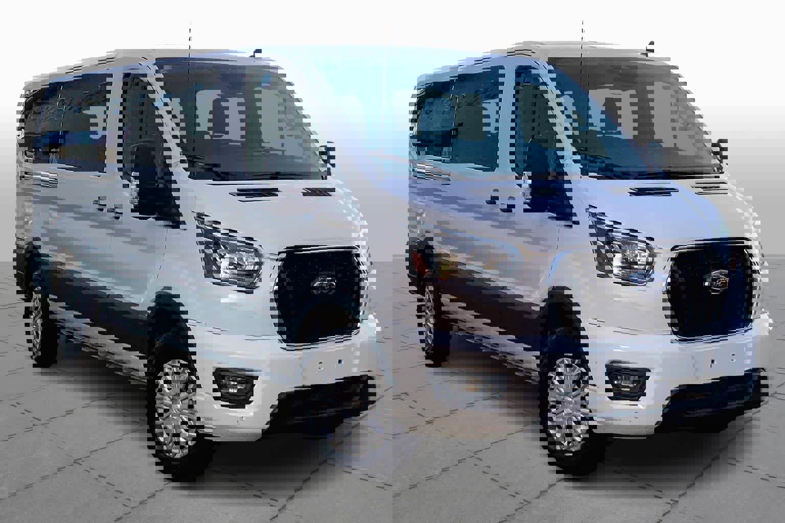 Used 2023 Ford Transit 350 XLT image 3