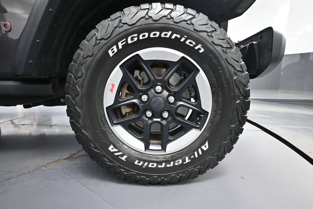 Used 2020 Jeep Wrangler Unlimited Rubicon w/ LED Lighting Group AWD/4WD image 13