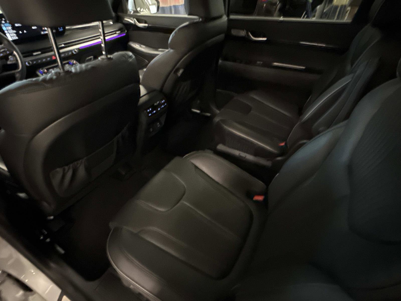 Used 2024 Hyundai Palisade Calligraphy image 14