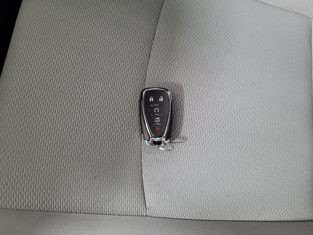 Used 2019 Chevrolet Cruze LT w/ Convenience Package FWD image 32