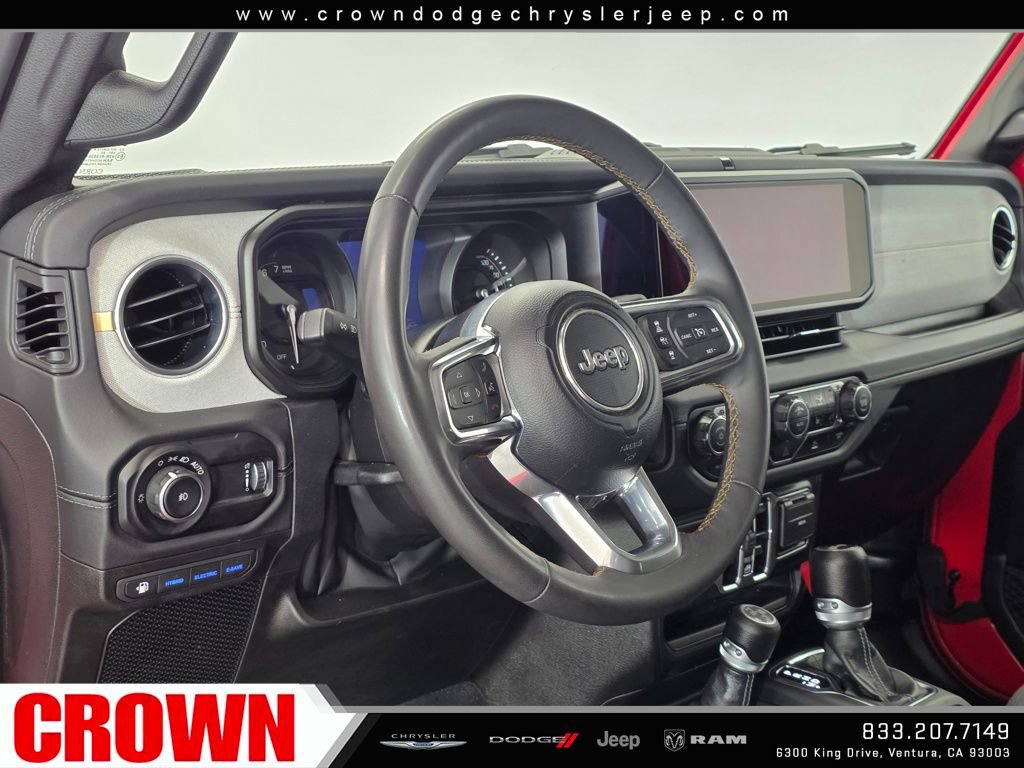 Used 2024 Jeep Wrangler Unlimited Sahara image 24