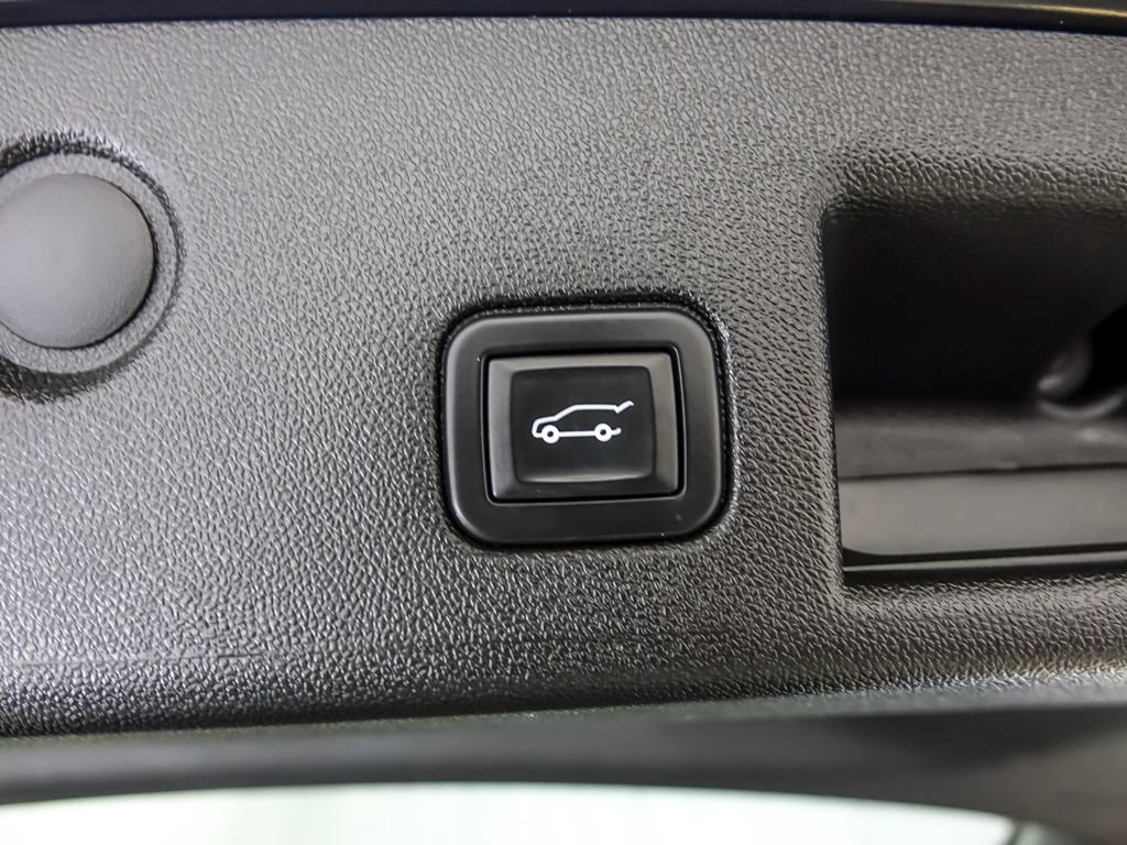Used 2021 Chevrolet Equinox Premier AWD/4WD image 28