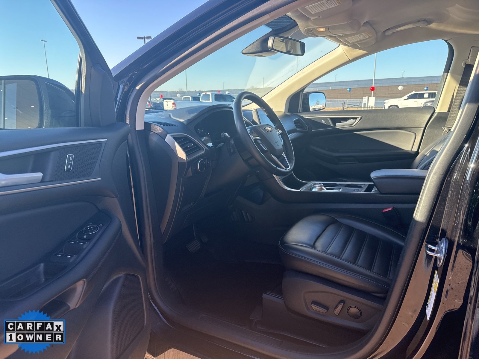 Used 2024 Ford Edge SEL image 12