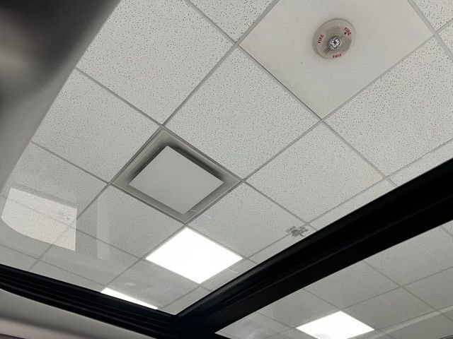 Used 2025 Ford Expedition Max Platinum AWD/4WD image 33