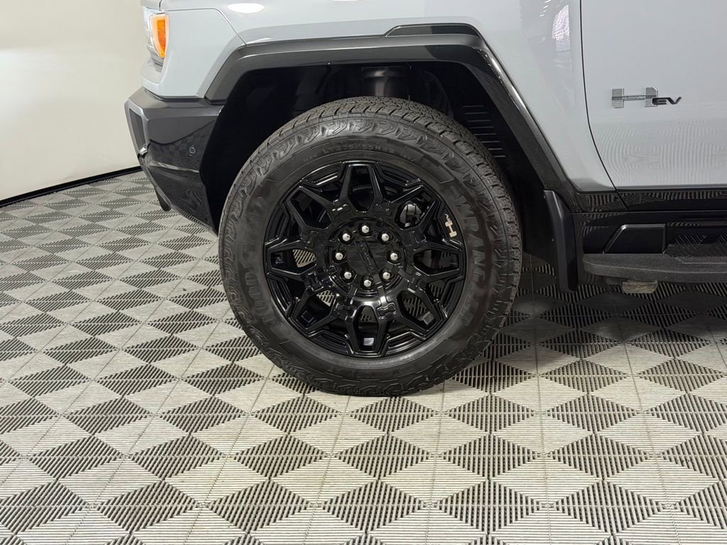 Used 2025 GMC Hummer EV 2X image 12