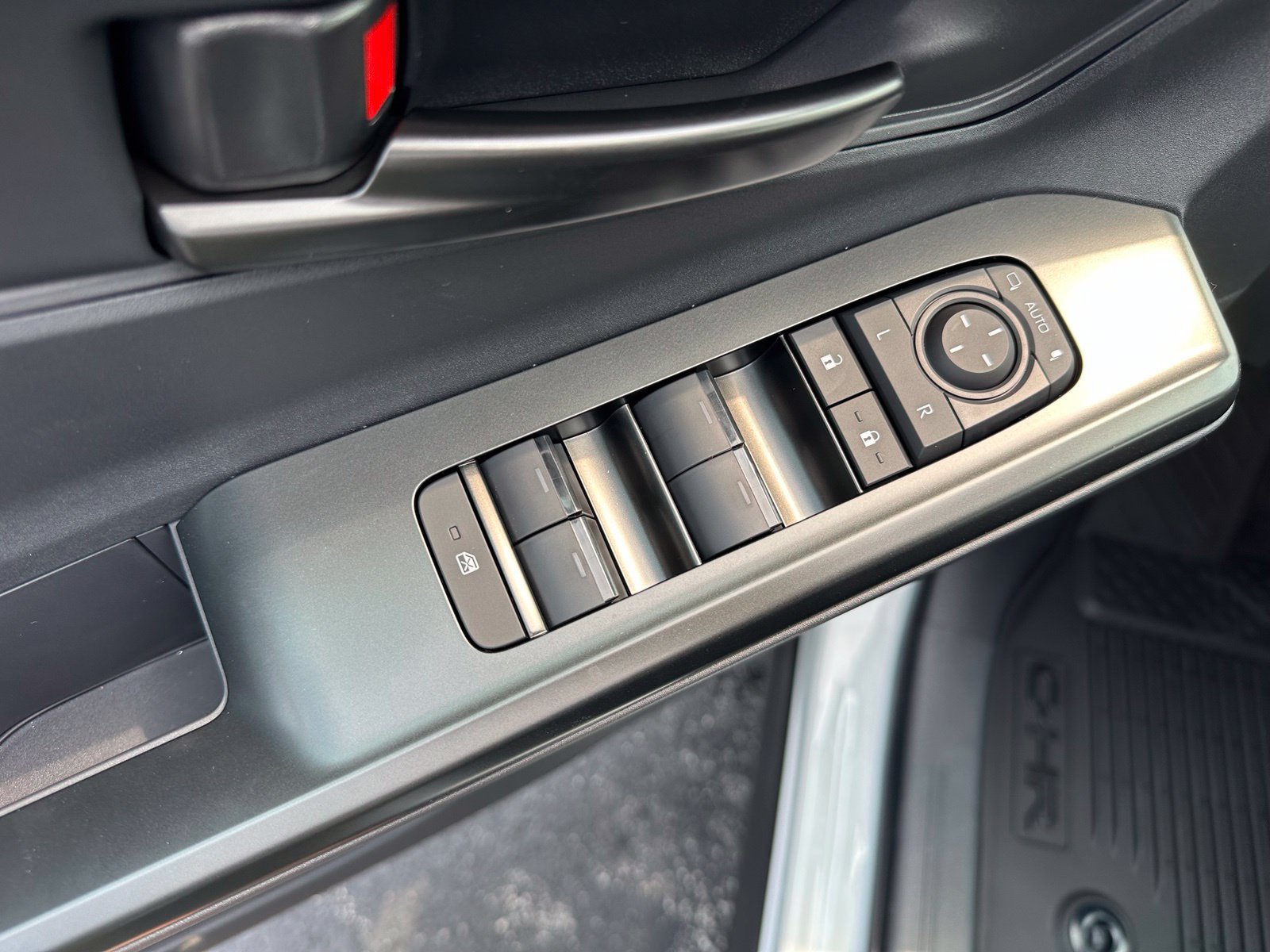 New 2026 Toyota C-HR AWD/4WD image 10