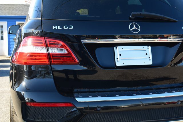 Used 2015 Mercedes-Benz ML 63 AMG 4MATIC image 6