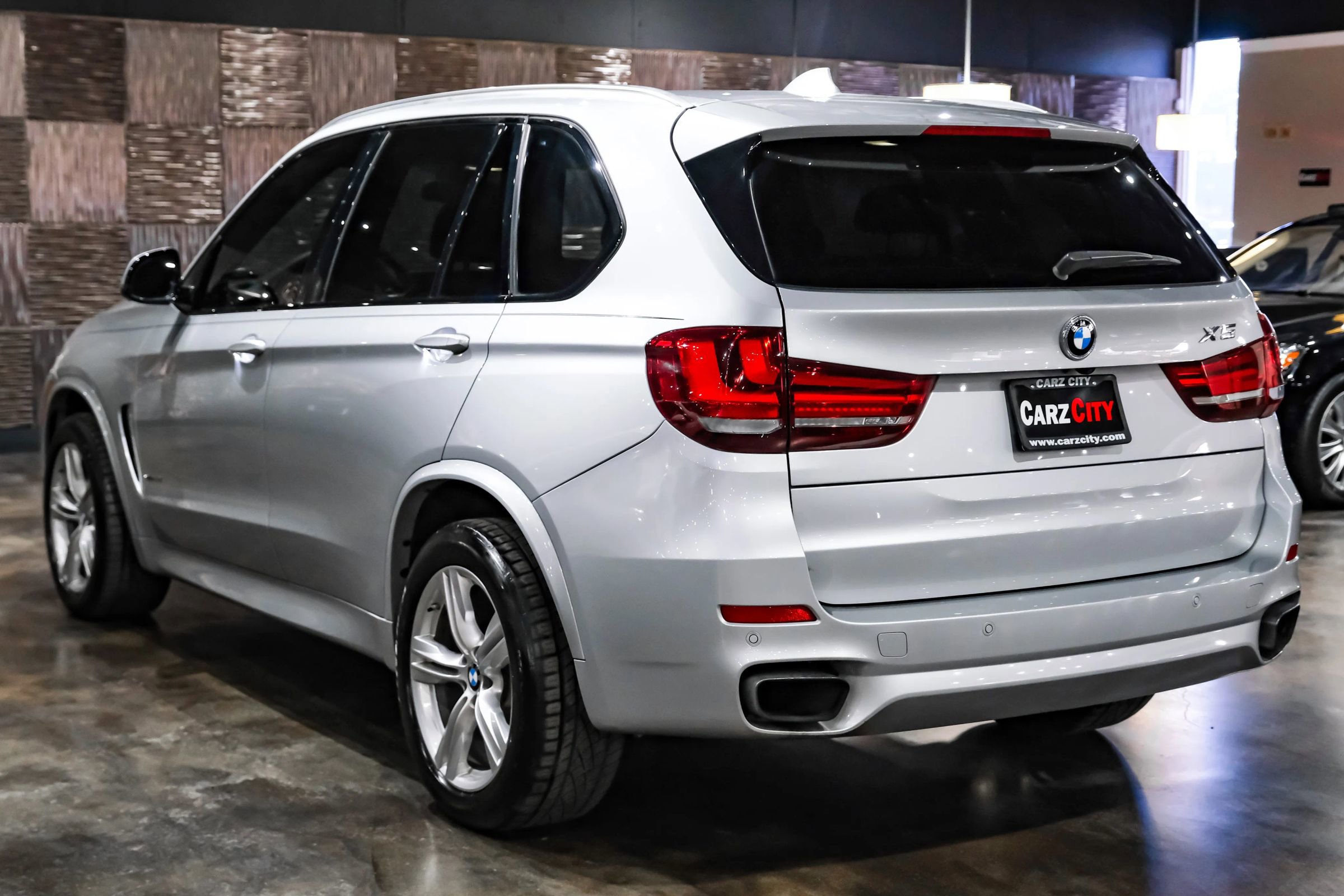 Used 2018 BMW X5 xDrive50i AWD/4WD image 10