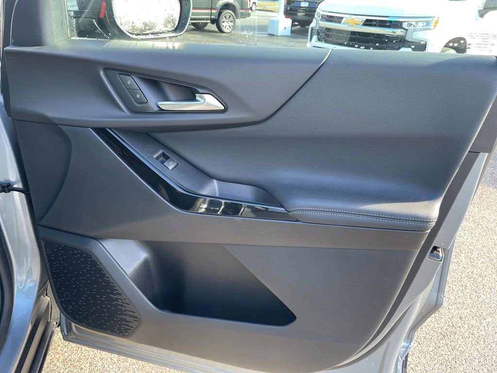 New 2026 Chevrolet Equinox LT image 30