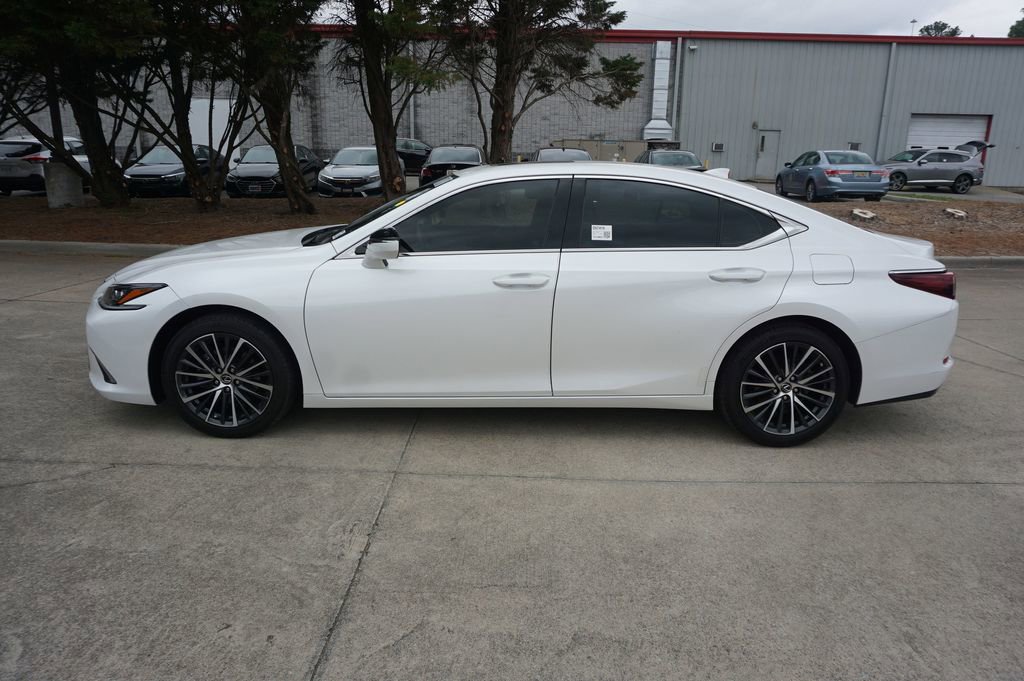 Used 2023 Lexus ES 350 w/ Premium Package FWD image 19