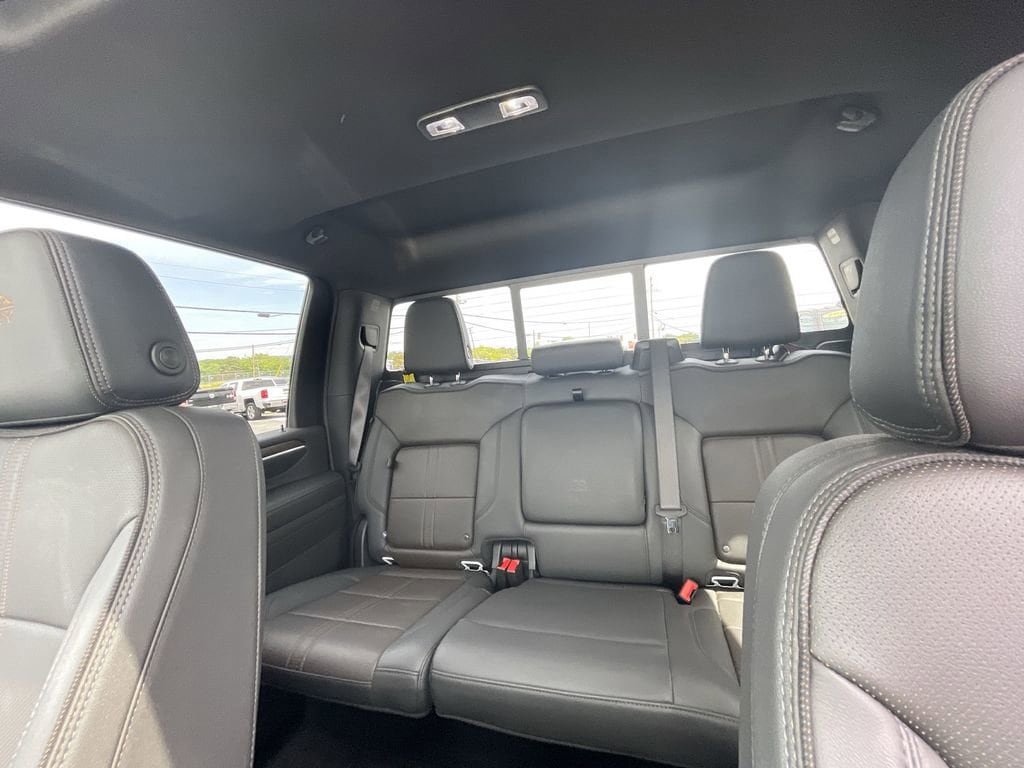 Certified 2024 Chevrolet Silverado 3500 High Country w/ High Country Premium Package AWD/4WD image 15