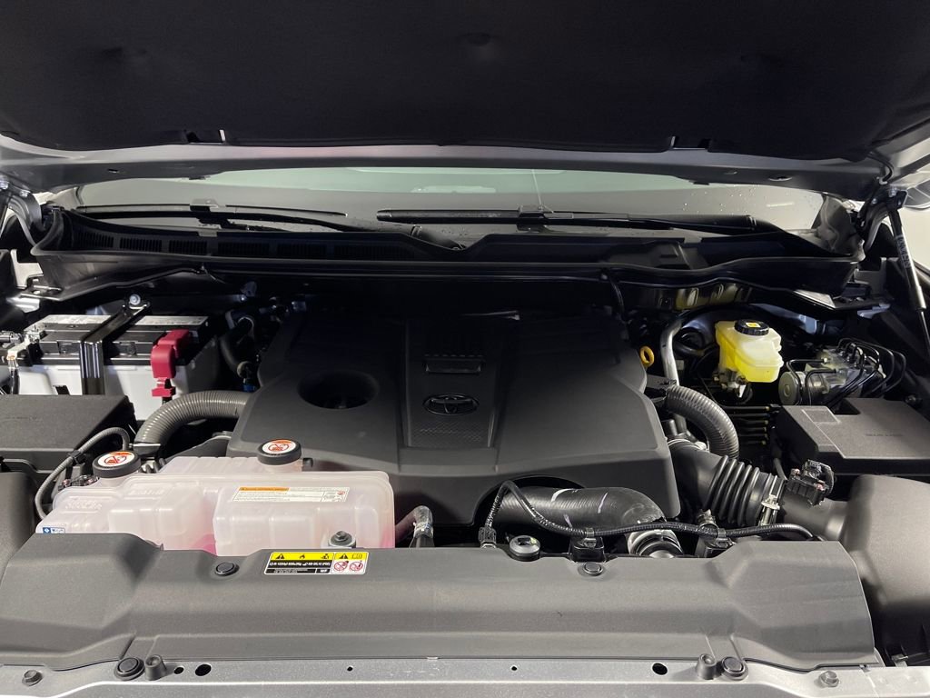 New 2026 Toyota Tundra SR5 image 9