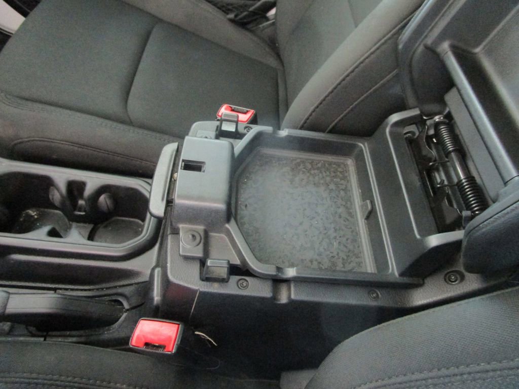 Used 2019 Jeep Wrangler Unlimited Sport image 33