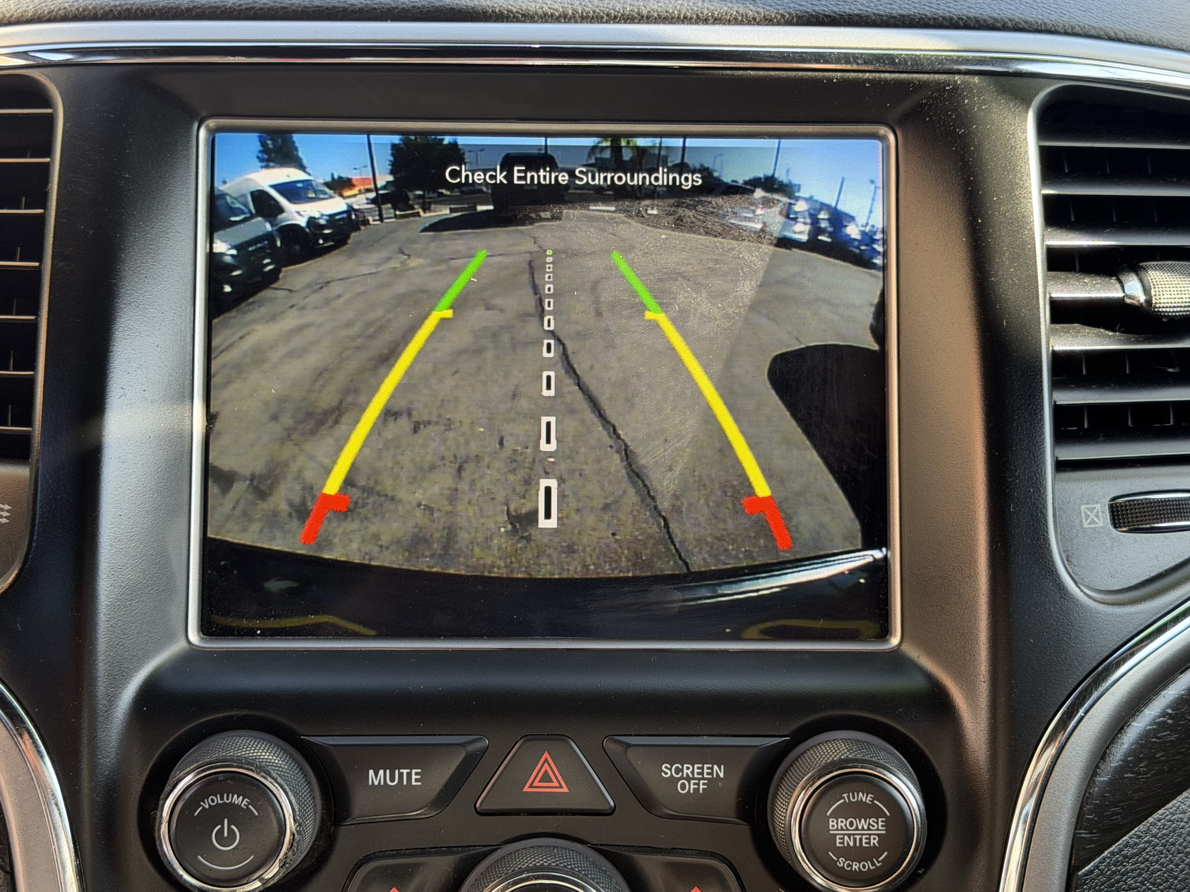 Used 2018 Jeep Grand Cherokee Altitude AWD/4WD image 25