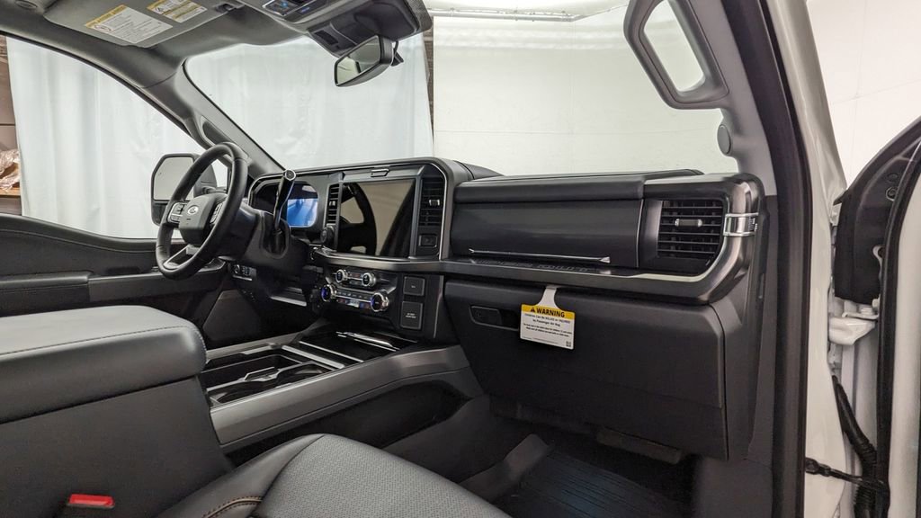 Used 2026 Ford F450 Lariat w/ Lariat Premium Package image 39