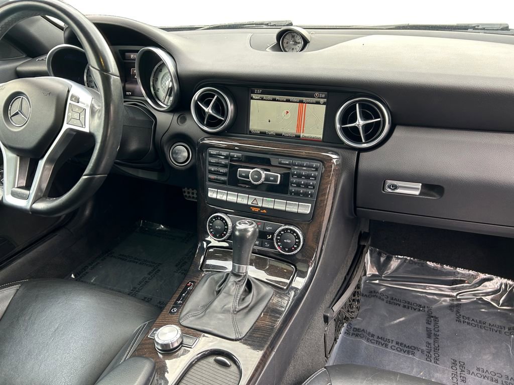 Used 2016 Mercedes-Benz SLK 350 image 12