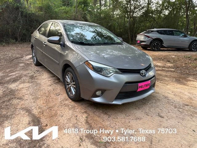 Used 2015 Toyota Corolla LE FWD image 1