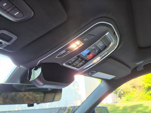 Used 2023 Jeep Grand Cherokee Limited w/ Luxury Tech Group II AWD/4WD image 20