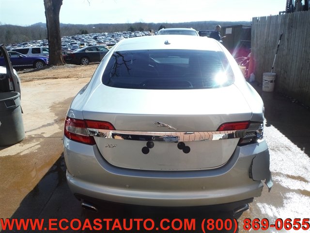 Used 2010 Jaguar XF Luxury image 6