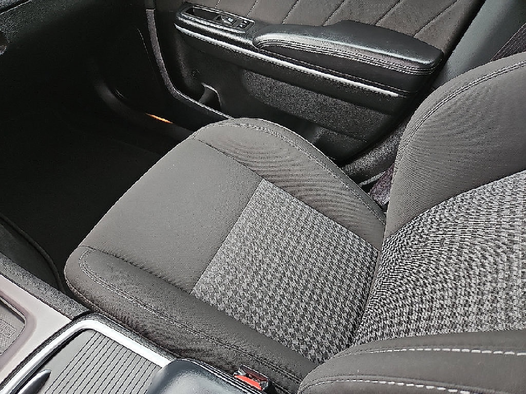 Certified 2023 Dodge Charger GT RWD image 28
