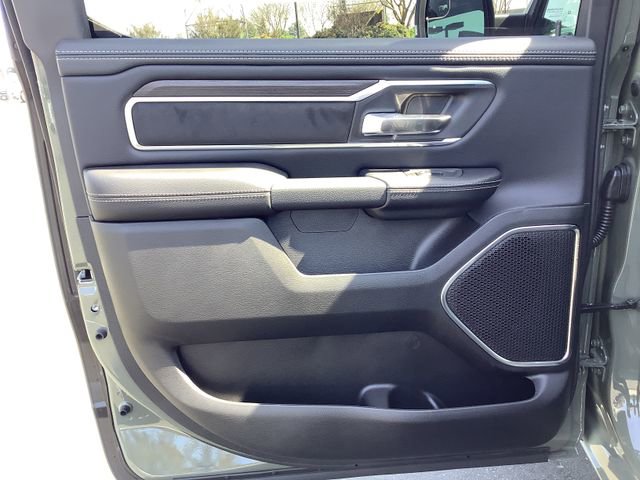 New 2026 RAM 1500 Laramie AWD/4WD image 27
