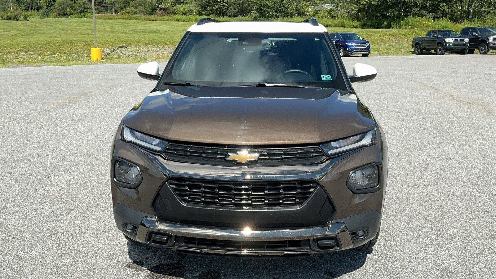 Used 2022 Chevrolet TrailBlazer ACTIV w/ Sun and Liftgate Package AWD/4WD image 2
