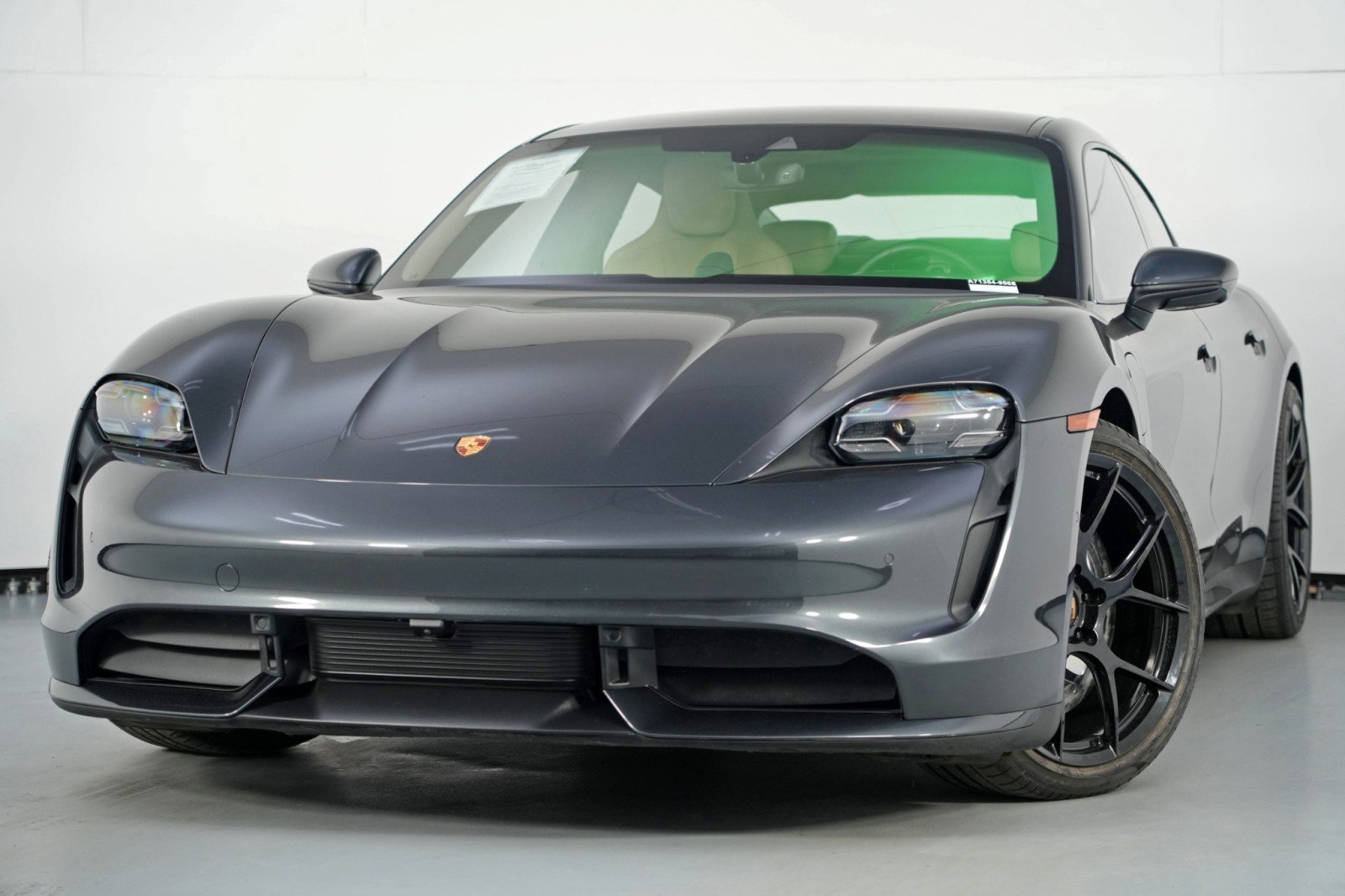 Used 2020 Porsche Taycan Turbo image 3
