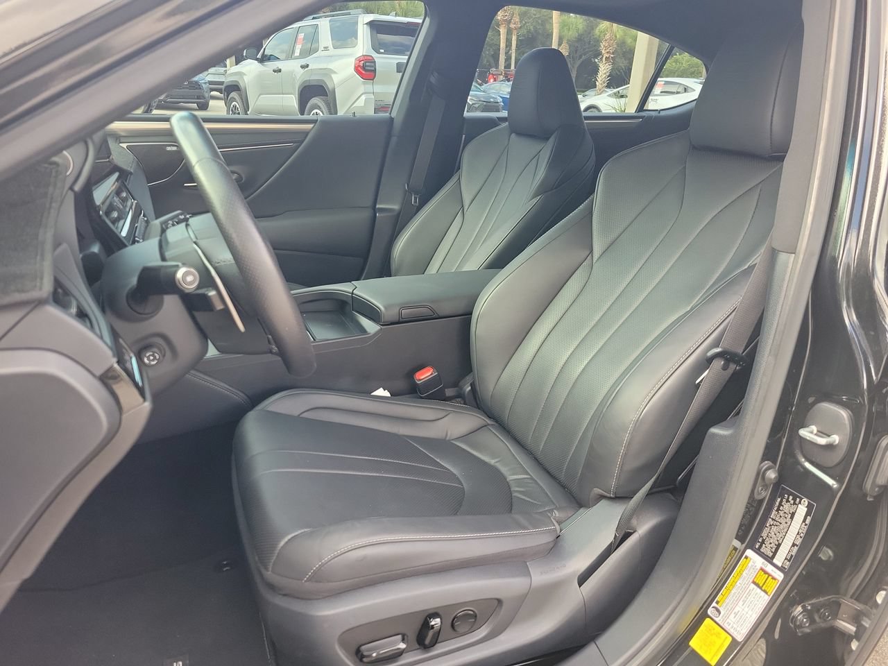 Used 2024 Lexus ES 350 F Sport w/ Accessory Package (Z2) FWD image 16