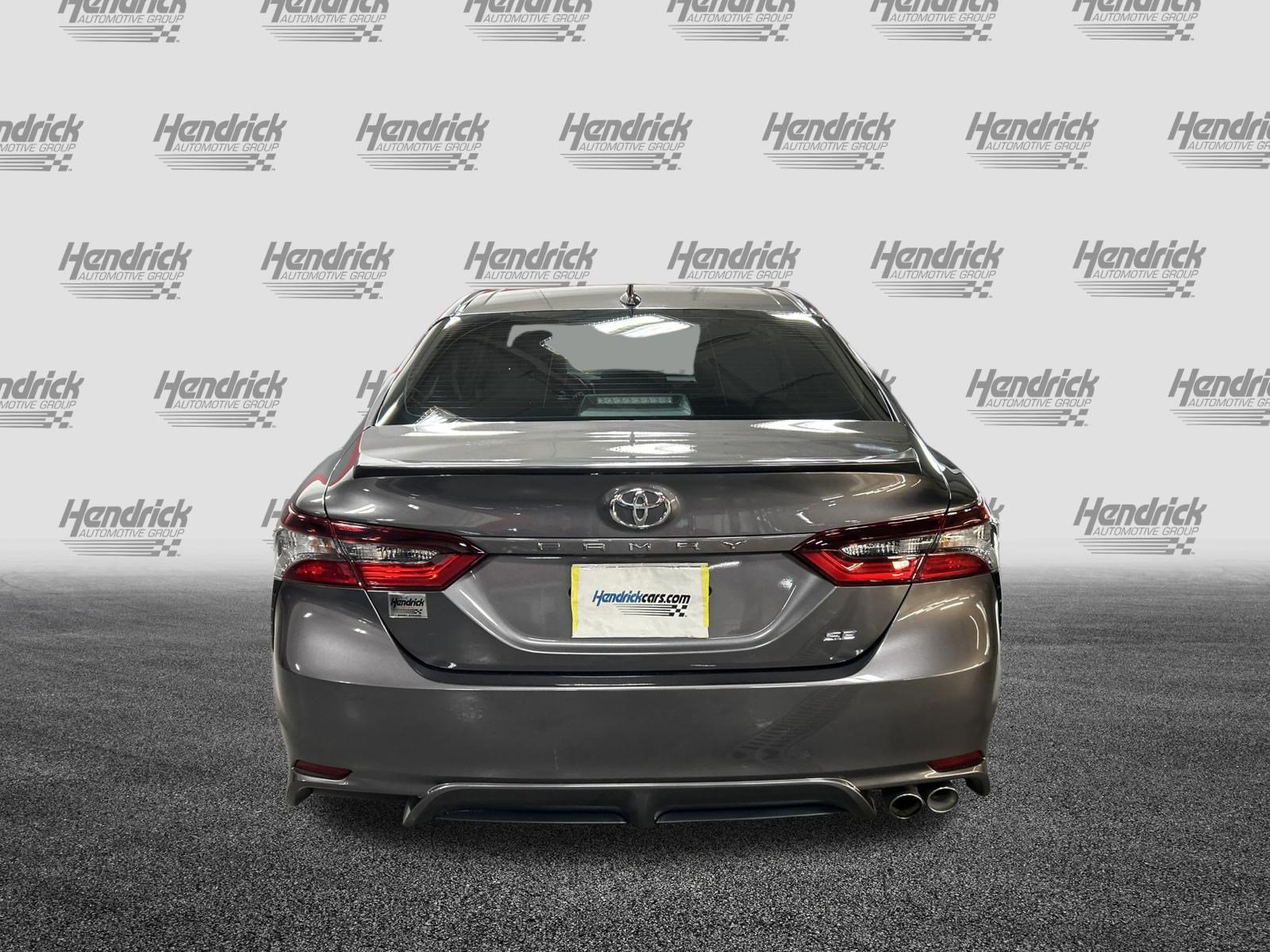 Used 2024 Toyota Camry SE w/ Cold Weather Package FWD image 9