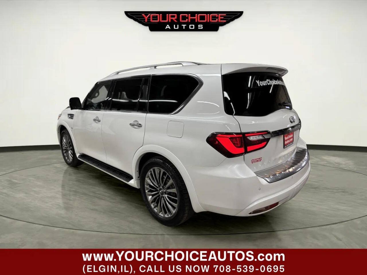 Used 2019 INFINITI QX80 Luxe w/ 22" Wheel Package AWD/4WD image 3