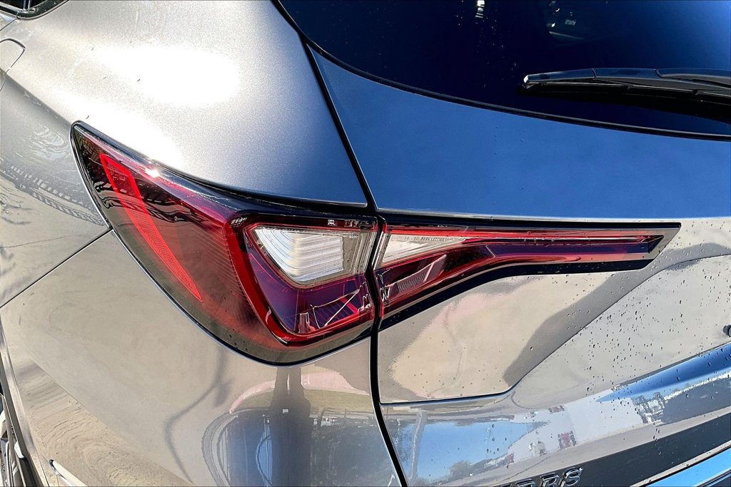 Certified 2025 Acura MDX w/ Technology Package FWD image 36